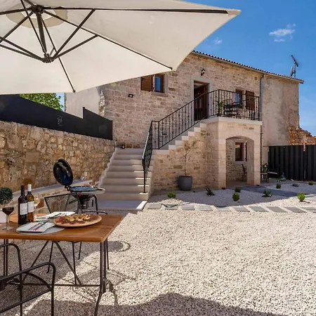 Appartement Karmela I